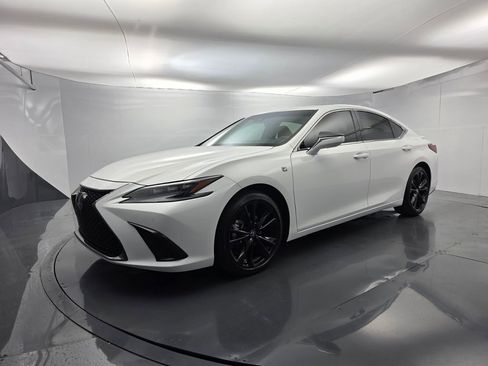 Used 2024 Lexus ES 350 F Sport w/ Accessory Package (Z2) FWD image 8