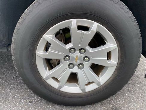 Used 2020 Chevrolet Colorado LT w/ Safety Package RWD image 27