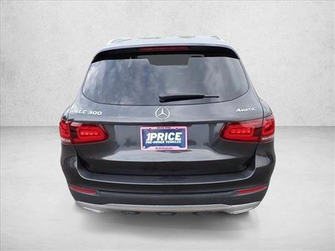 Used 2021 Mercedes-Benz GLC 300 4MATIC image 3