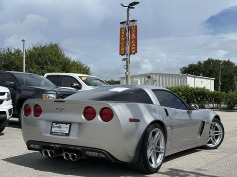 Used 2006 Chevrolet Corvette Z06 w/ Preferred Equipment Group RWD image 3