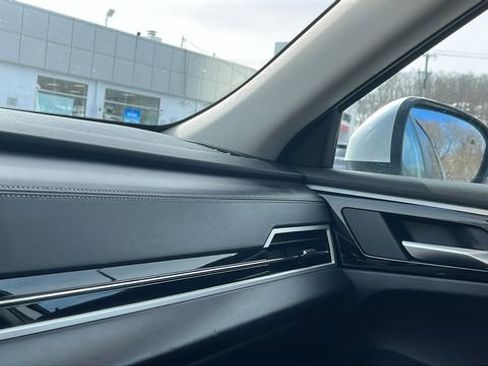 Used 2024 Mitsubishi Outlander Ralliart image 18