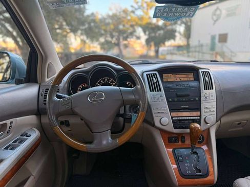 Used 2006 Lexus RX 330 AWD image 12