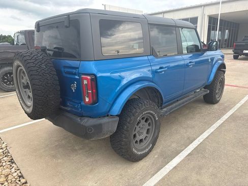 Used 2023 Ford Bronco Outer Banks AWD/4WD image 2