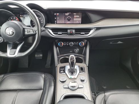 Used 2020 Alfa Romeo Stelvio Ti w/ Nero Edizione image 15
