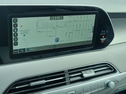 Used 2022 Hyundai Palisade SEL w/ Premium Package FWD image 29