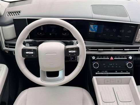 New 2026 Hyundai Santa Fe SE image 16