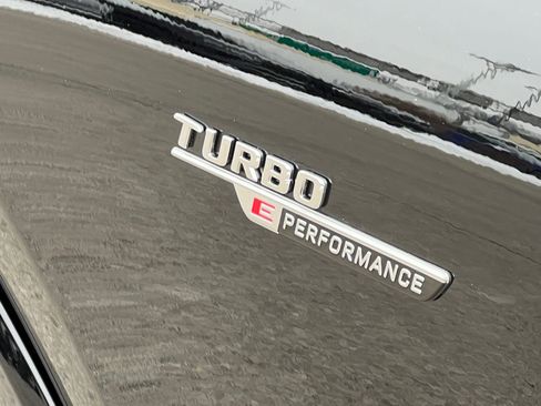 Used 2025 Mercedes-Benz GLC 63 AMG S w/ Driver Assistance Package image 40