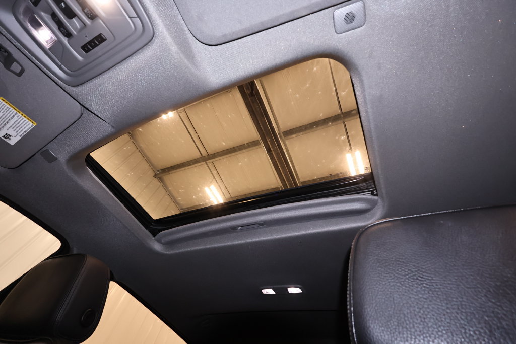 Used 2024 GMC Sierra 1500 Denali w/ Denali Reserve Package AWD/4WD image 37