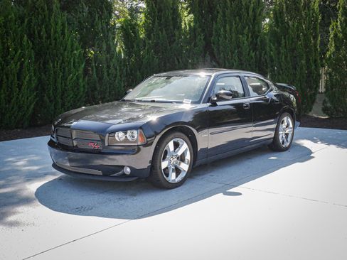 Used 2009 Dodge Charger R/T RWD image 5