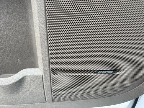 Used 2016 GMC Acadia Denali image 19