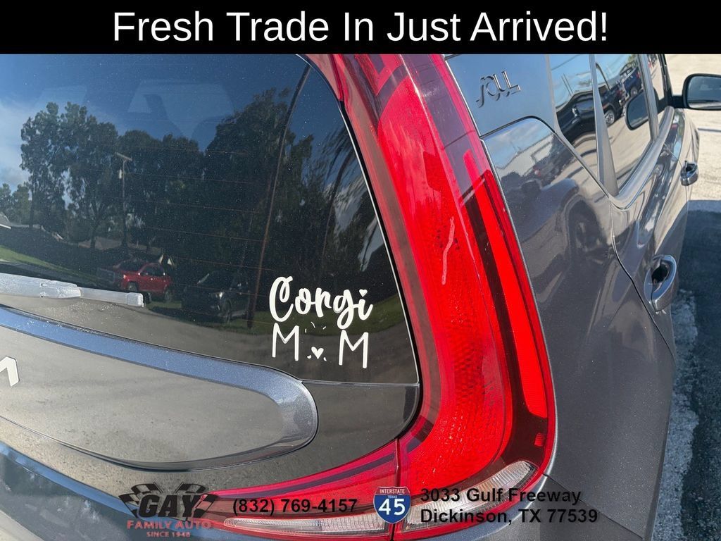Used 2022 Kia Soul EX FWD image 10