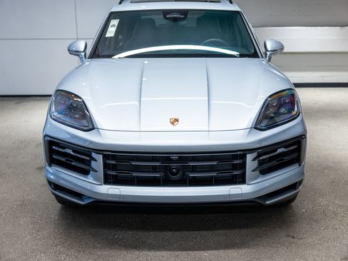New 2026 Porsche Cayenne image 11