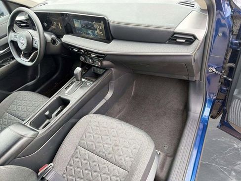 Used 2025 Nissan Kicks SV image 26