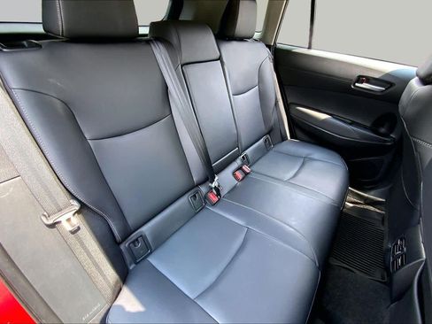 Used 2023 Toyota Corolla Cross XLE w/ Convenience Package FWD image 20