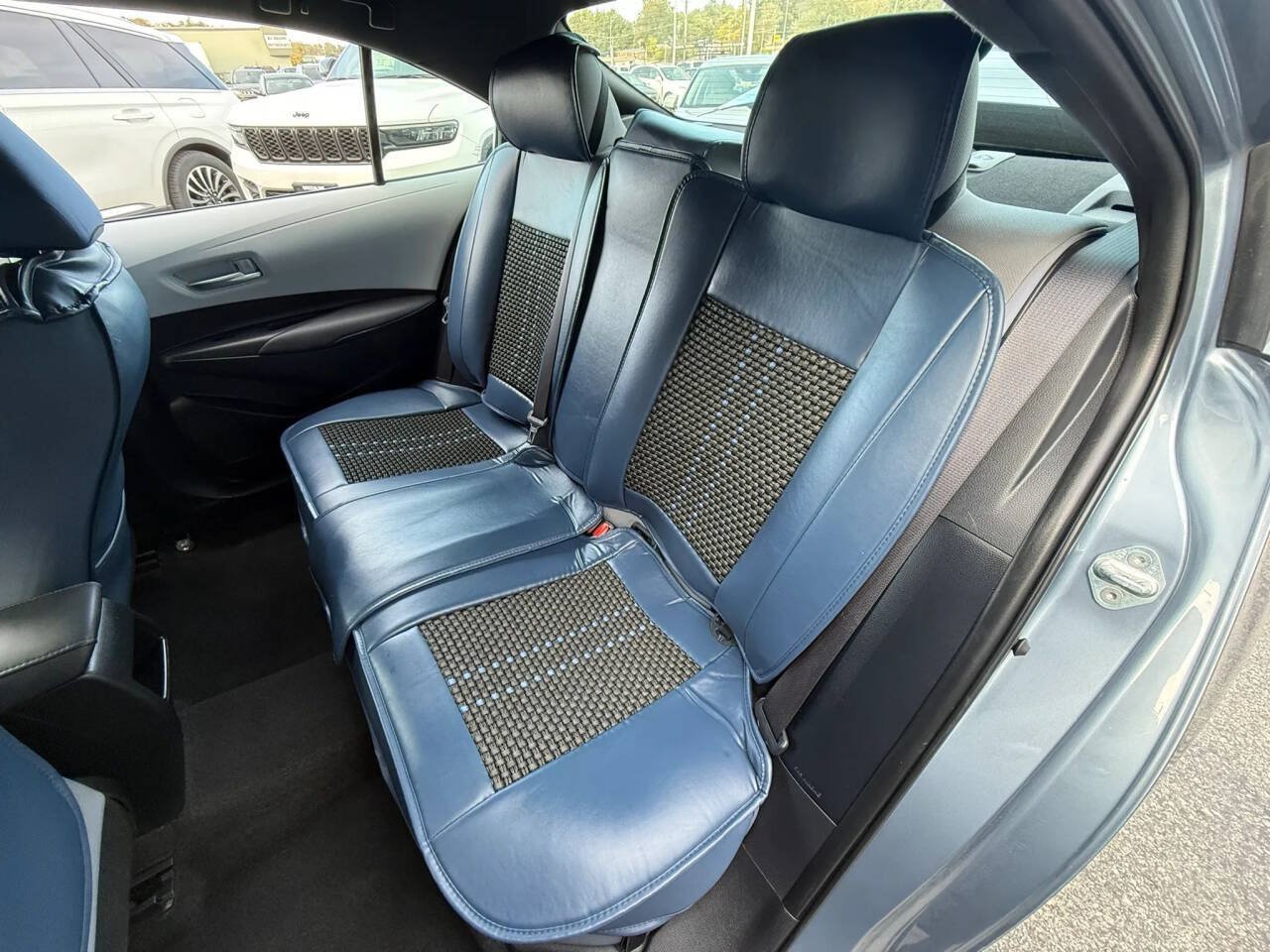 Used 2021 Toyota Corolla SE FWD image 19