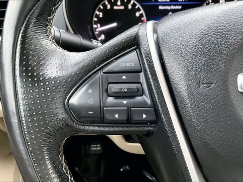 Used 2018 Nissan Maxima Platinum image 17