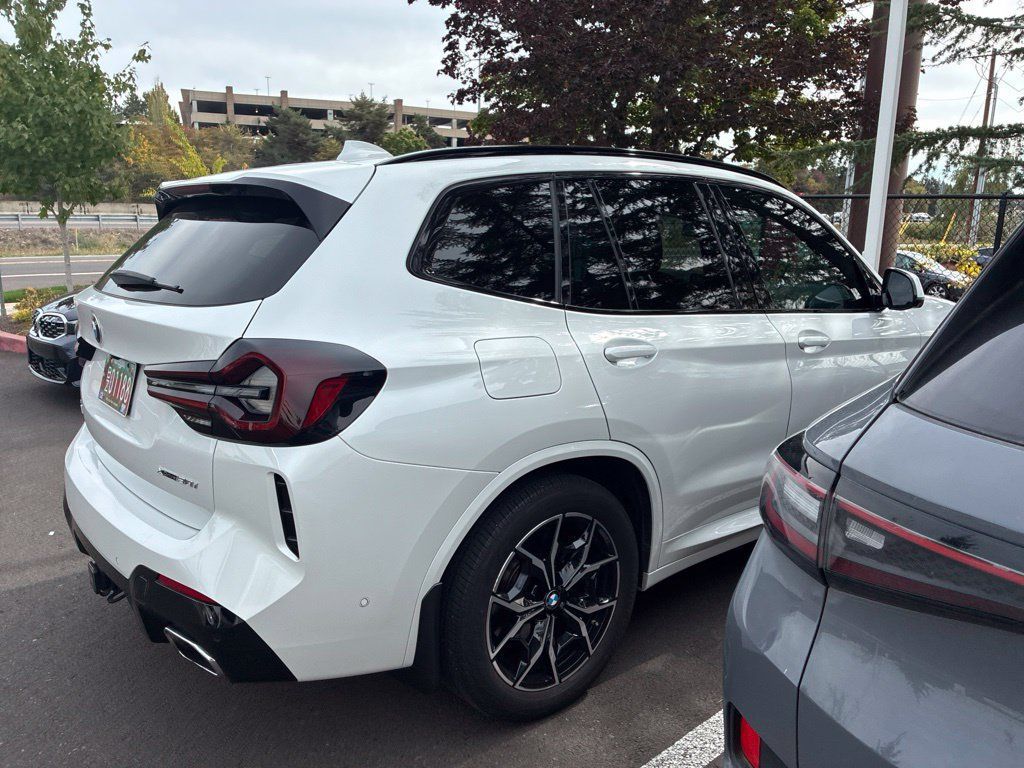 Used 2024 BMW X3 xDrive30i w/ Premium Package AWD/4WD image 16