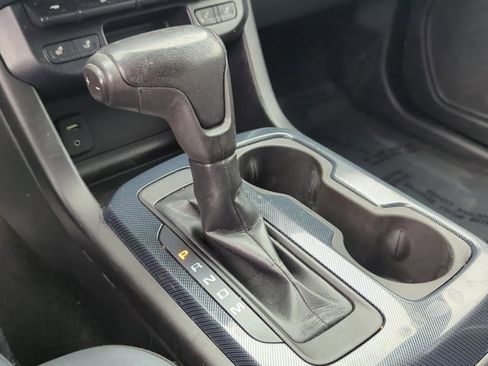 Used 2016 Chevrolet Colorado Z71 image 11