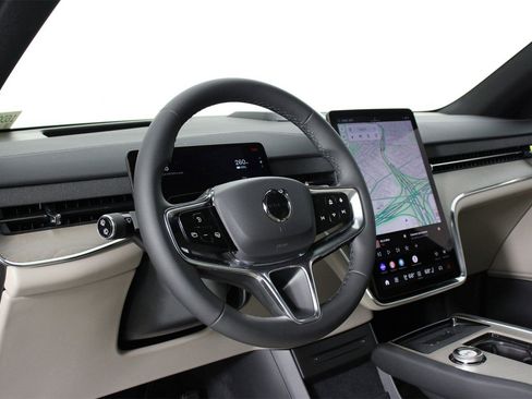 New 2026 Volvo EX90 Plus image 8