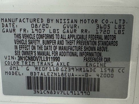 Used 2020 Nissan Versa S image 27