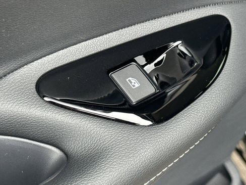 New 2026 Nissan Murano SV image 30