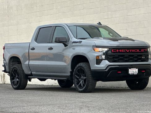 Certified 2024 Chevrolet Silverado 1500 Custom Trail Boss w/ LPO, Dark Essentials Package image 1