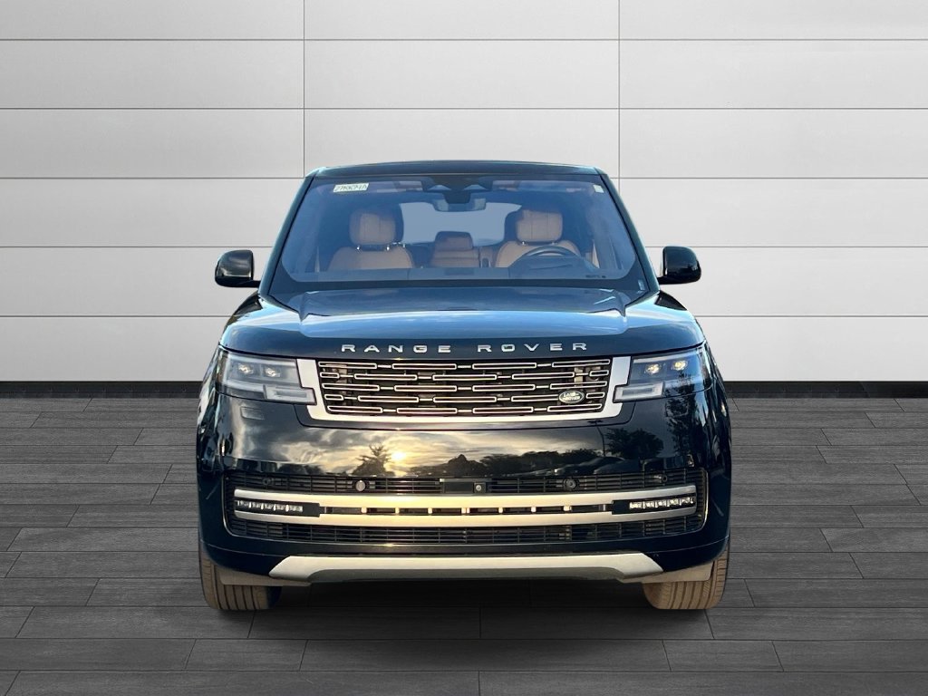 Used 2023 Land Rover Range Rover SE AWD/4WD image 8