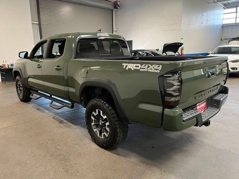 Used 2021 Toyota Tacoma TRD Off-Road w/ Technology Package AWD/4WD image 5