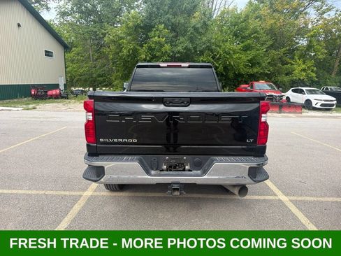 Used 2025 Chevrolet Silverado 2500 LT w/ Convenience Package AWD/4WD image 4