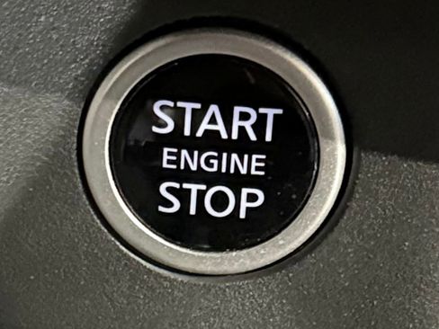 Used 2023 Nissan Rogue SV w/ SV Premium B Package image 63