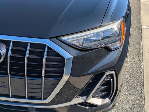 Used 2021 Audi Q3 2.0T Premium w/ Convenience Package image 11