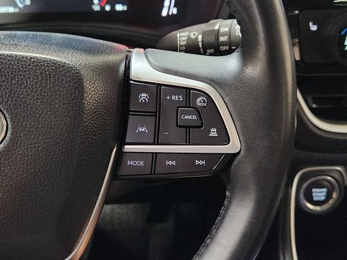 Used 2024 Toyota Grand Highlander AWD image 51