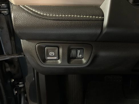 Used 2019 GMC Acadia Denali image 26