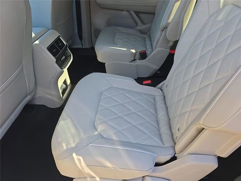 New 2026 Volkswagen Atlas SEL Premium R-Line image 13