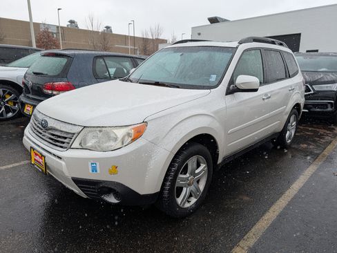 Used 2010 Subaru Forester 2.5X Premium image 5
