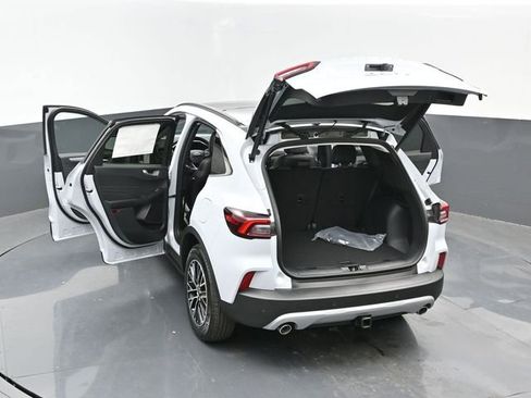 New 2025 Ford Escape SE w/ PHEV Premium Package image 24