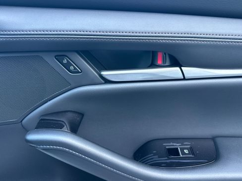New 2026 MAZDA MAZDA3 s FWD image 19