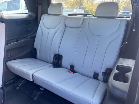 Used 2024 Hyundai Palisade SEL image 31