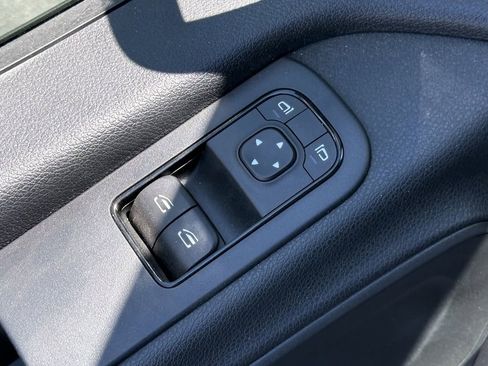 Used 2023 Mercedes-Benz Sprinter 3500 image 17