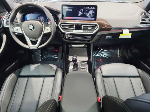 Used 2024 BMW X3 xDrive30i w/ Premium Package image 10