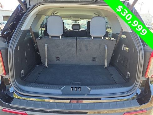 Used 2023 Ford Explorer XLT w/ Equipment Group 202A image 30