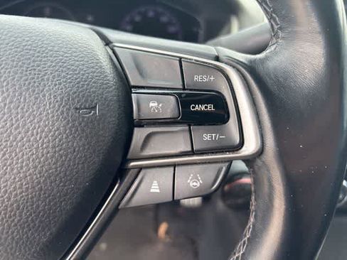 Used 2022 Honda Accord Sport image 13