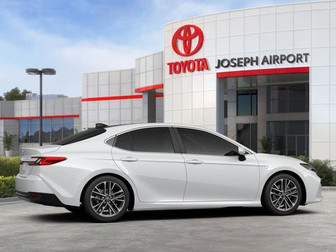New 2026 Toyota Camry Hybrid AWD/4WD image 27