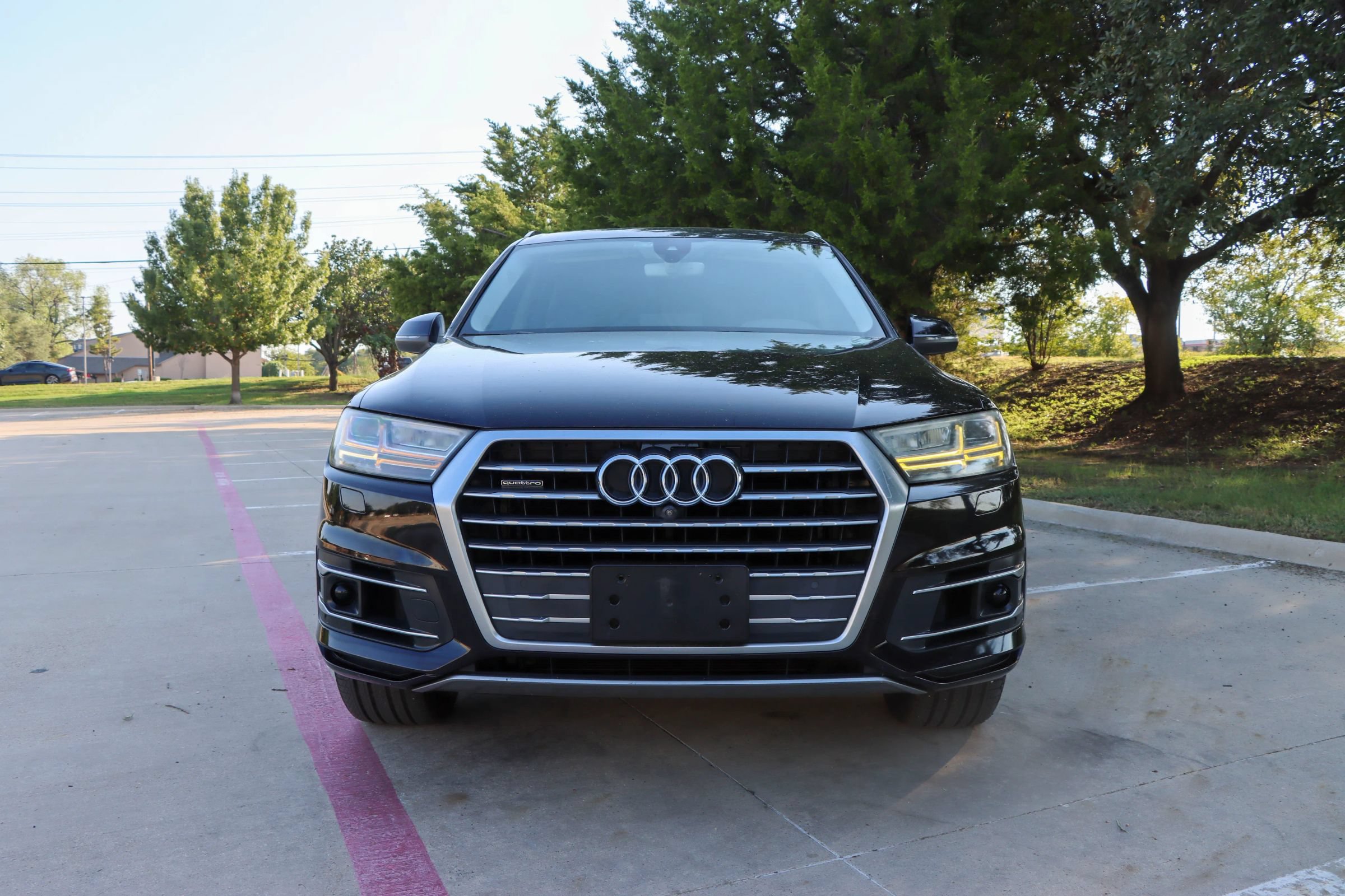 Used 2017 Audi Q7 3.0T Premium Plus w/ Premium Plus Package AWD/4WD image 2