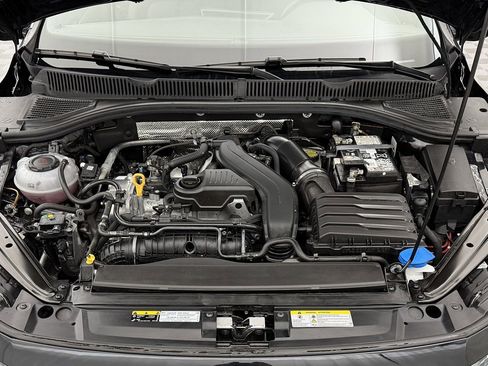 Used 2025 Volkswagen Jetta Sport image 31