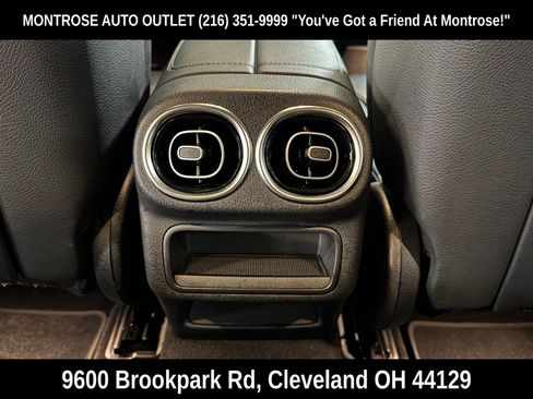 Used 2023 Mercedes-Benz GLC 300 4MATIC image 36