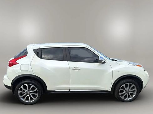 Used 2012 Nissan Juke S w/ Chrome Pkg FWD image 6