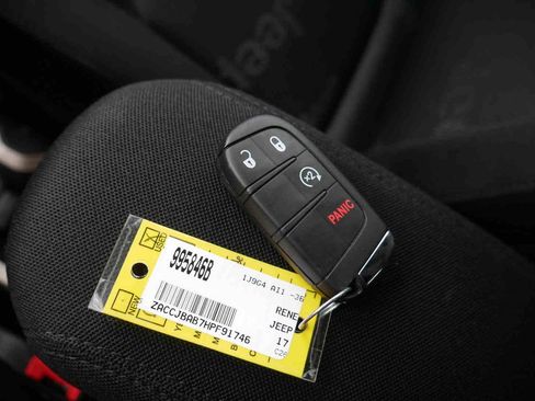 Used 2017 Jeep Renegade Sport w/ Power & Air Group image 29