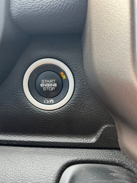 Certified 2019 RAM 1500 Laramie AWD/4WD image 13
