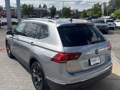 Used 2022 Volkswagen Tiguan SE FWD image 10